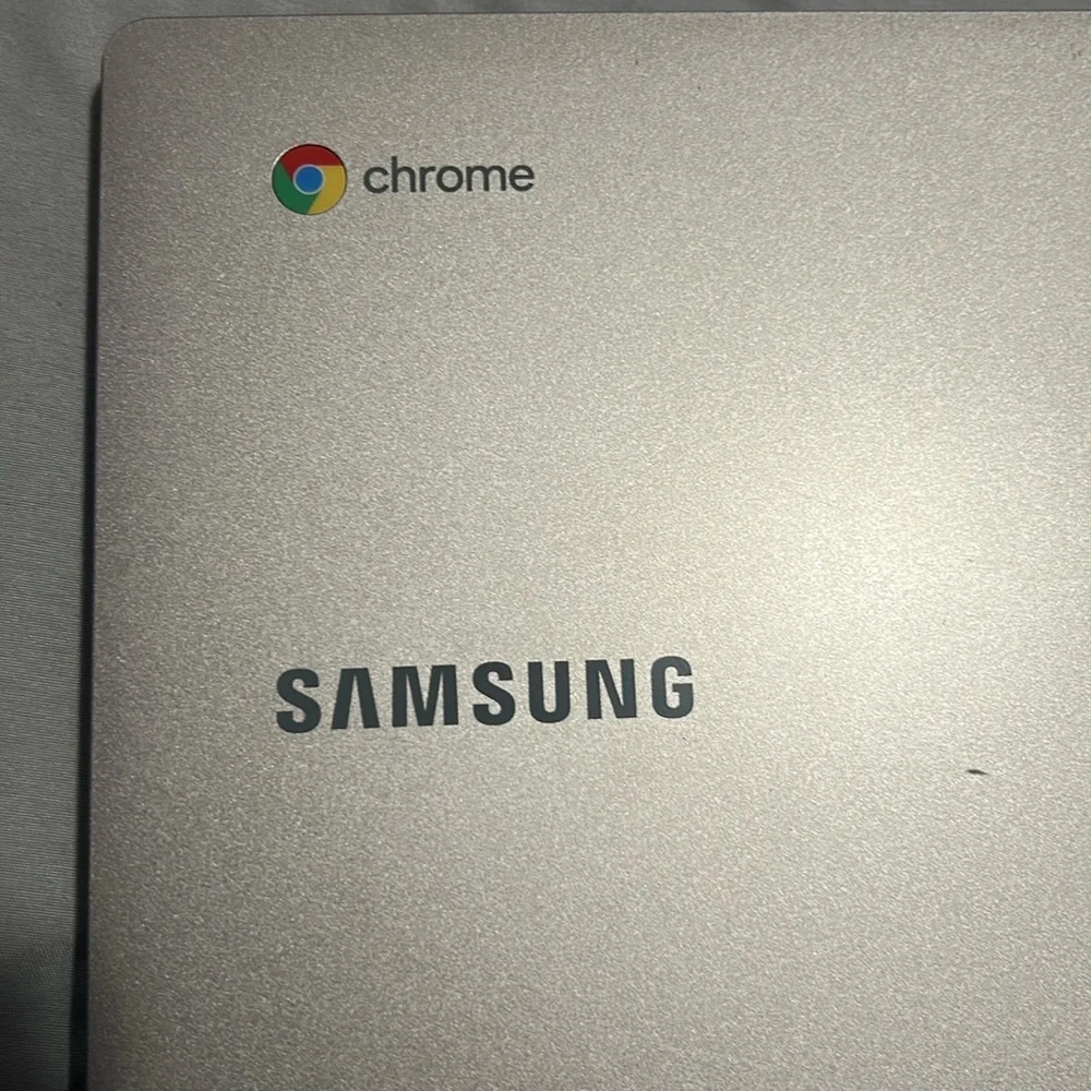 Samsung Silver Chromebook Sleek Design Compact Build